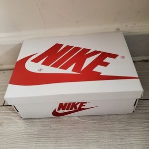 Nike empty box